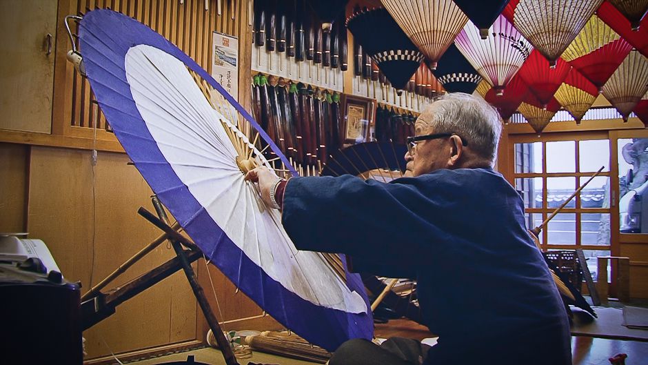 Traditional umbrella maker from the documentary "Book of Seasons – A Year in Kanazawa". Photo: Ryo Murakami.