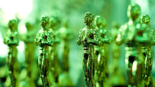 オスカー賞とラジー賞賞にノミネートされた3人が同じ役を演じる