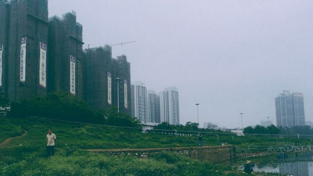 世界中の最も奇妙な政治的伝統