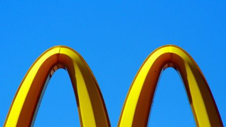 体重を減らすために寝る前に何を飲むべきですか?