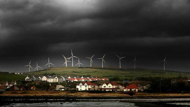 ゴミから風力エネルギーまで: 世界中のマフィアが支配する産業